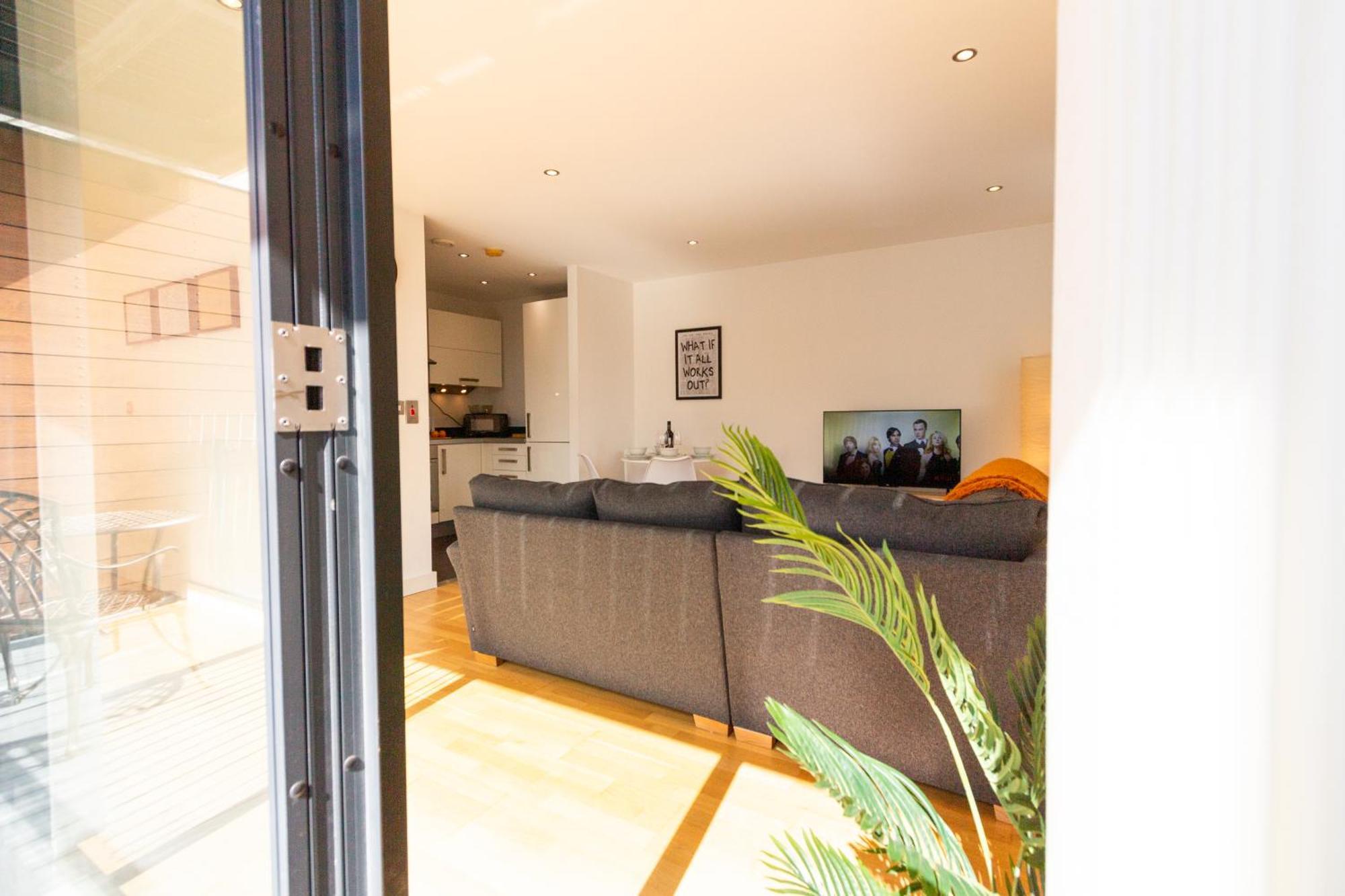Appartamento Gem: Cosy 2br With Private Balcony