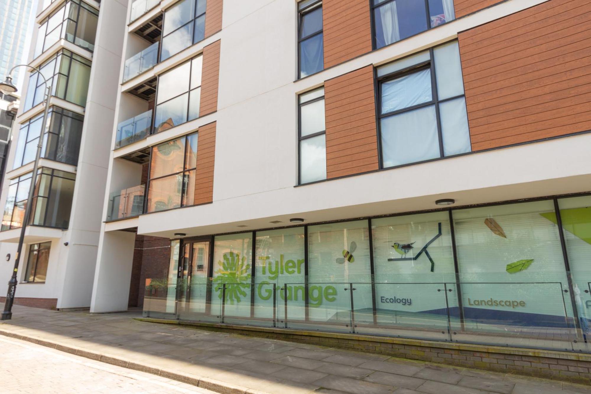 Gem: Cosy 2br With Private Balcony Appartamento Manchester